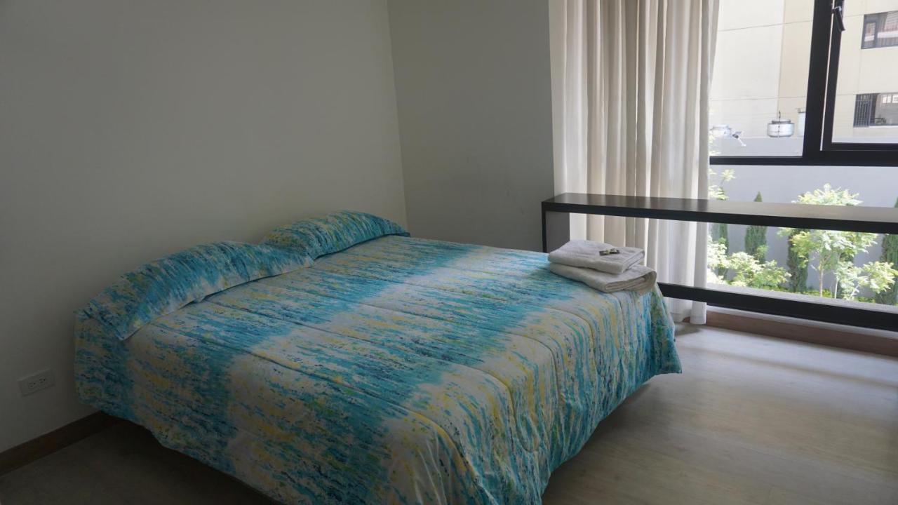1410 Habitacion En Lujoso Departamento - Atelier Кито Экстерьер фото